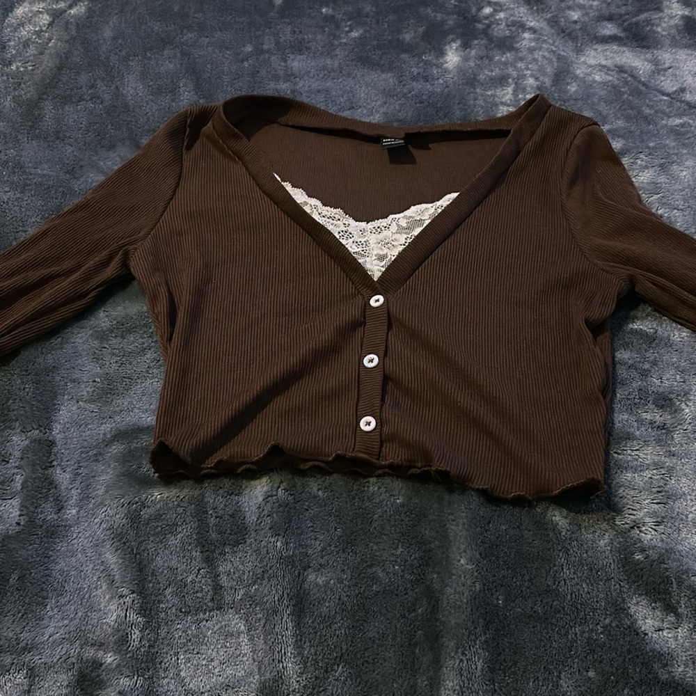 Cute brown top